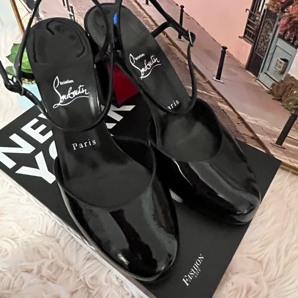 Christian Louboutin Black Patent Mary Jane Heels 39.5 - Picture 4 of 14